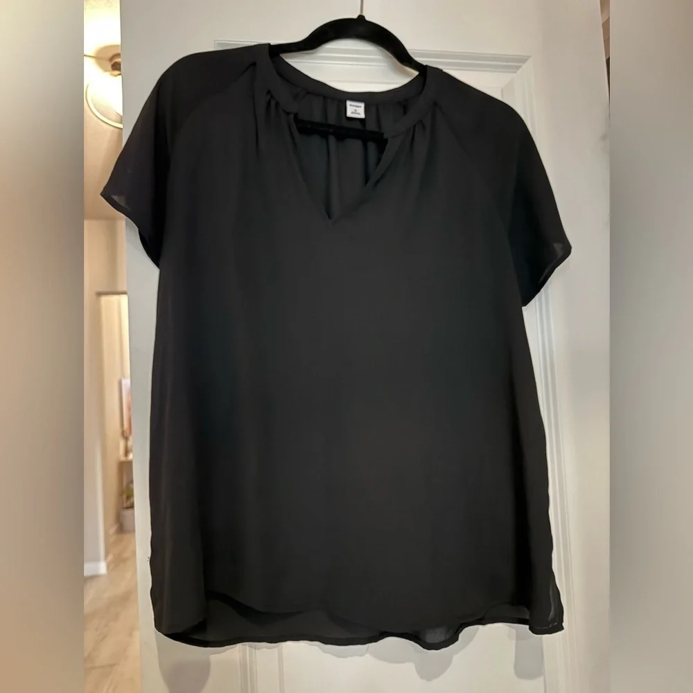 Old navy Black Womens Mesh Flowy Blouse - Picture 1 of 10